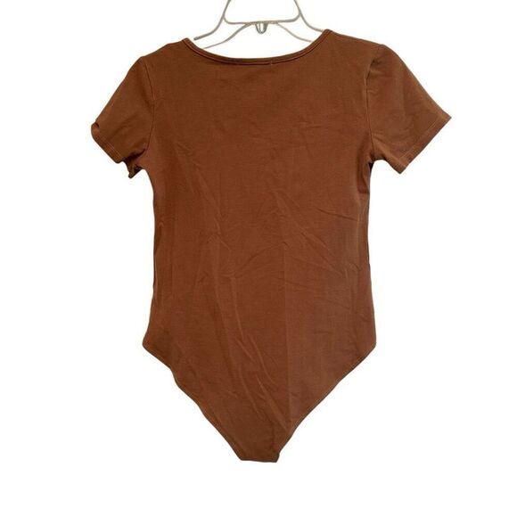 Khaki short sleeve bodysuit - size M - Picture 2 of 7